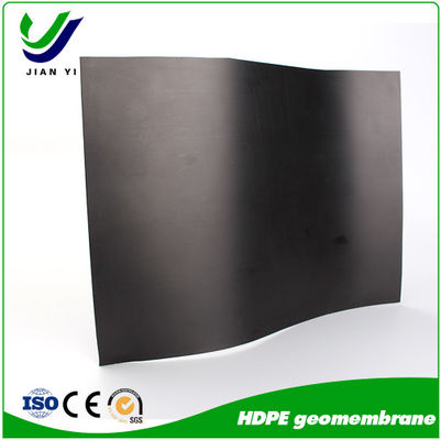 حاويات المياه: احتواء أفضل للمياه الصالحة للشرب