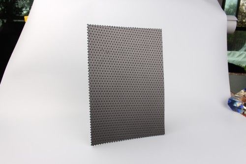معدل الاحتكاك العالي الهيدروليك HDPE الغشاء الأرضي الناعم للعمل ضد التسرب