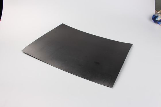 طول 30m-100m HDPE غشاء جيومبراني ناعم قابلة للتخصيص لمكب النفايات / السد
