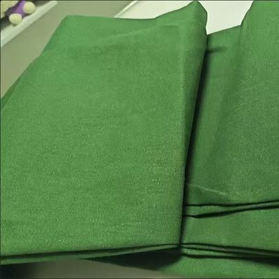 أكياس الحاجز الرملي الصديقة للبيئة مقاومة للأشعة فوق البنفسجية قابلة لإعادة الاستخدام مصممة للحفاظ على أقصى قدر من الرواسب 30 * 70 سم / 25 * 70 / 40 * 60 أبيض