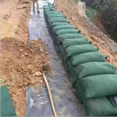 أكياس الحاجز الرملي الصديقة للبيئة مقاومة للأشعة فوق البنفسجية قابلة لإعادة الاستخدام مصممة للحفاظ على أقصى قدر من الرواسب 30 * 70 سم / 25 * 70 / 40 * 60 أبيض