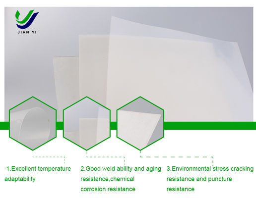 بطانة جيوممبرين ملساء من البولي إيثيلين عالي الكثافة مع استطالة 700%، مقاومة ثقب 480 نيوتن، ولفائف بعرض 9 متر إضافي لتحقيق الاستقرار الساحلي