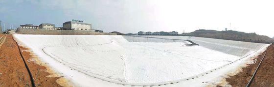 النسيج الجيولوجي البوليستر المثبت بالأشعة فوق البنفسجية مع إمكانية تسرب المياه العالية ومقاومة ثقب ممتازة للتعدين في الحفرة المفتوحة